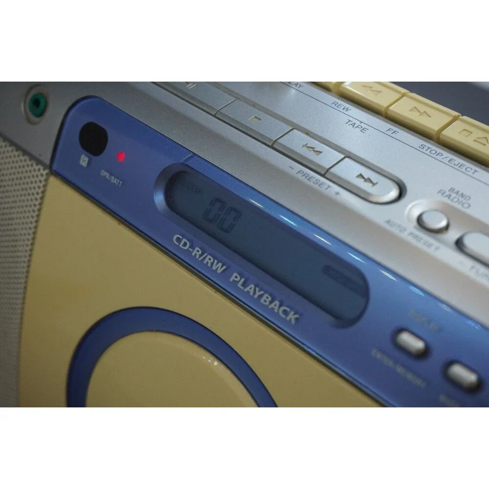 Sony CFD-E100 CD AM/FM Radio Cassette Tape Player Record Portable Boombox Read
